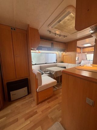 Caravana 7 plazas + complementos