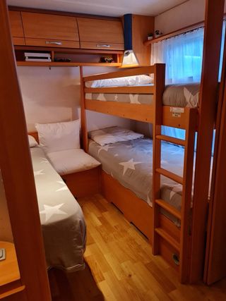 Caravana 7 plazas + complementos