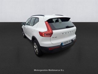 VOLVO XC40 (O) 2.0 D3