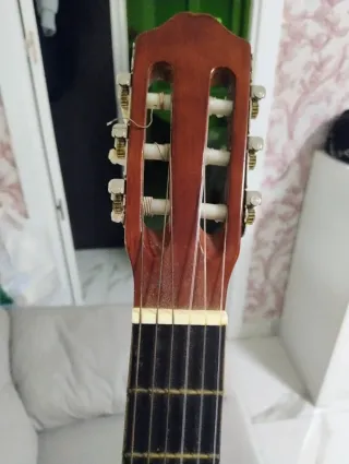 Guitarra Rocío número R10