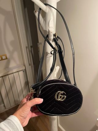 Riñonera y bolsito Gucci Terciopelo GG Dorado