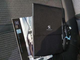 PEUGEOT 5008 1.5 BlueHDi 96kW S&S Allure Pack EAT8