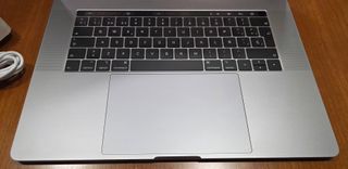 MacBook Pro 2019 15" i9 16gb 500gb perfecto LEER