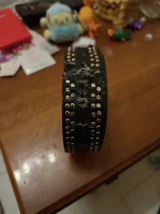 Cintura Frutta nera con borchie argento