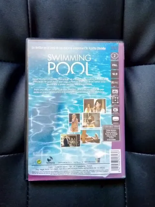 Swimming Pool dvd con poster