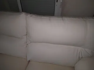 Sofá de piel blanco