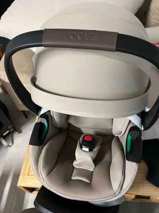 Maxi-Cosi Silla Bebé con base incluida. Como nueva