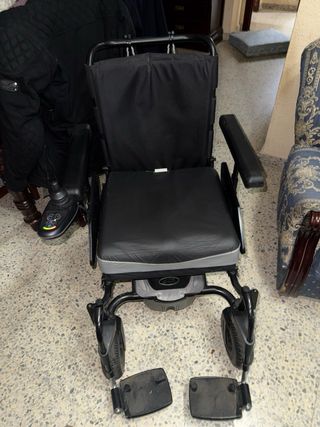 Sillade ruedas eléctrica quickie q200r, como nueva
