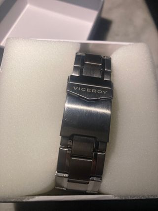 Reloj Viceroy Negro y Plateado