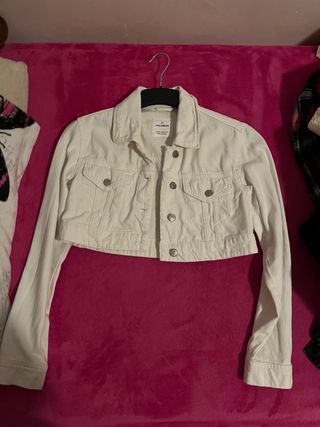 Chaqueta vaquera blanca Pull&Bear