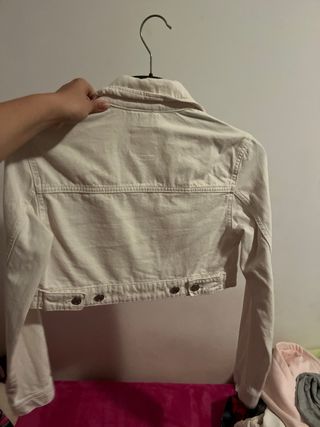 Chaqueta vaquera blanca Pull&Bear