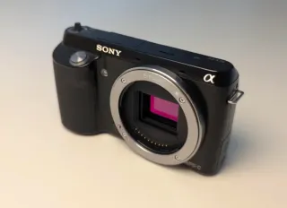 Cámara Sony NEX-F3 (cuerpo)