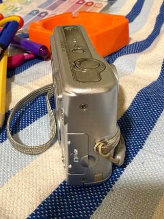 Cámara Nikon Coolpix L10