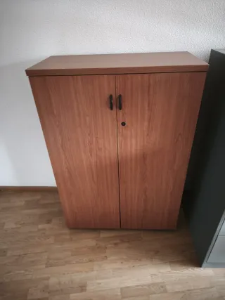 Lote completo de mobiliario profesional de oficina