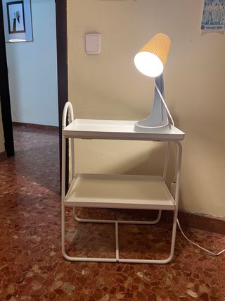 Mesita auxiliar blanca metálica