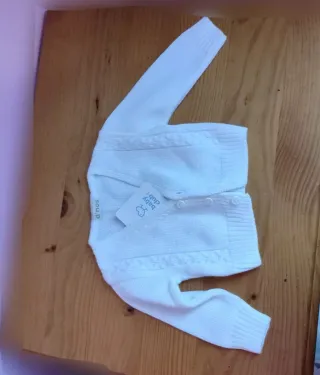 Rebeca punto bebé recién nacido