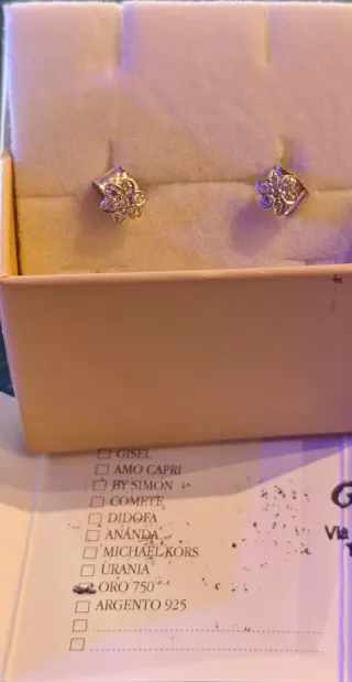 Orecchini fiore oro e zirconi