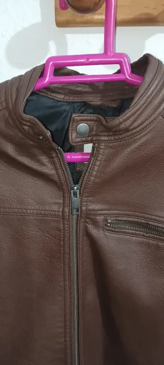 Chaqueta Cuero marrón hombre.