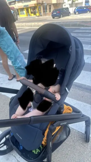 Carrinho Maxi Cosi com Alcofa e Assento