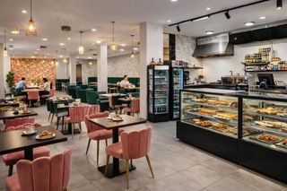 TRASPASO RESTAURANTE – PASTELERÍA – CAFETERÍA