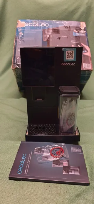 Cafetera Cecotec Cremmaet Compactccino Connected