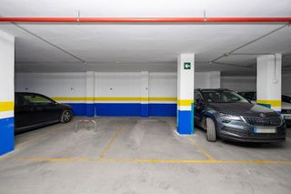 Garaje en venta en Camino de Ronda - Rosaleda en Granada