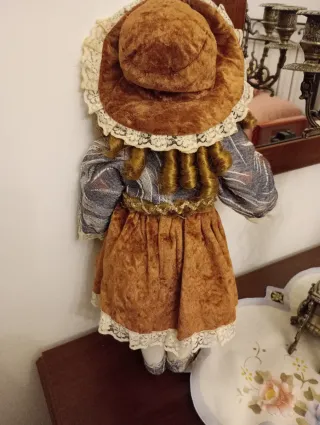 Bambola Porcellana Ramon Ingles