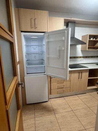 Cocina completa con electrodomésticos