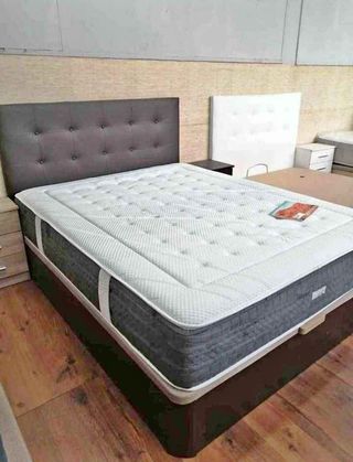 Colchón y canapé Gris/Blanco
