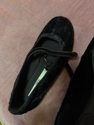 Bailarinas Zara negras efecto terciopelo T.36