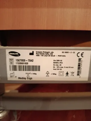 Cama articulada Invacare con colchón