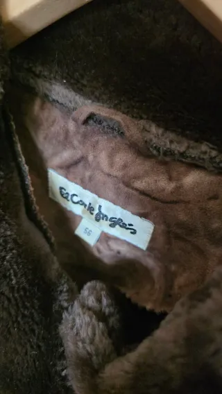 Abrigo marrón de ante y pelo