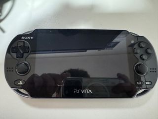 Consola Sony PS Vita + 5 Juegos