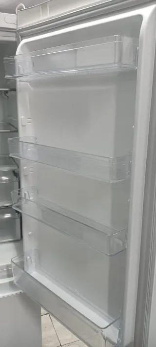 Nevera Combi Blanca Whirlpool 190 x 60 x 54 xm