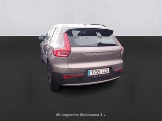 VOLVO XC40 2.0 D3 Momentum Pro Auto