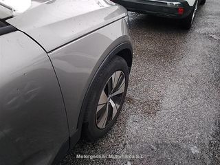 VOLVO XC40 2.0 D3 Momentum Pro Auto