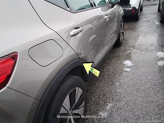 VOLVO XC40 2.0 D3 Momentum Pro Auto