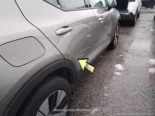 VOLVO XC40 2.0 D3 Momentum Pro Auto