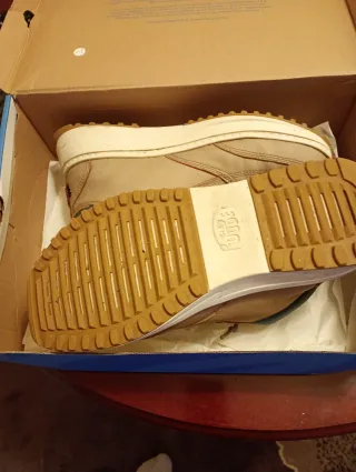 Zapatos Hey Dude Beige y Azul