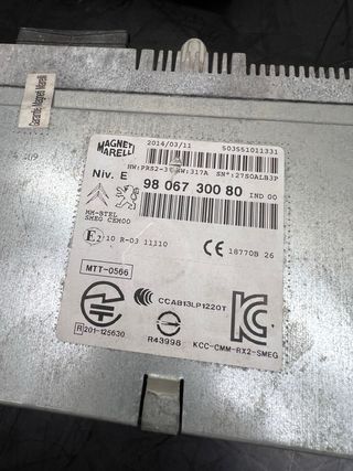 Conjunto Pantalla + Radio SMEG Peugeot 208 / 2008