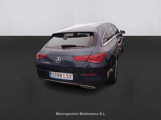MERCEDES CLA CLA 220 D DCT Shooting Brake