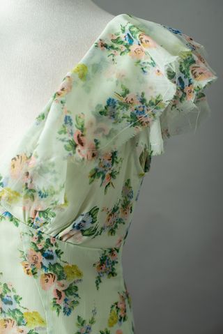 Vestido floral ASOS Petite Talla 38