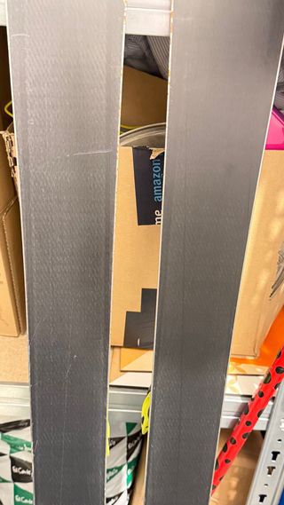 Esquís K2 80Ti , AMP con fijaciones y bastones