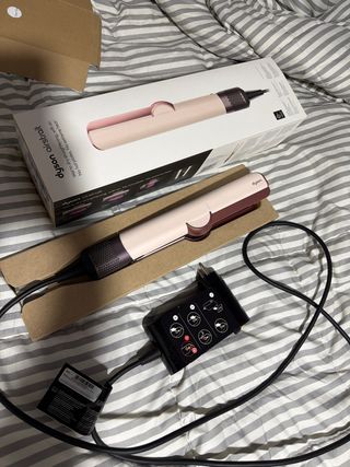 Piastra per capelli Dyson Airstrait Rosa