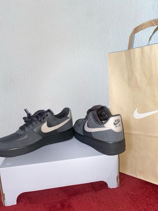 Nike Air Force 1 Sneakers