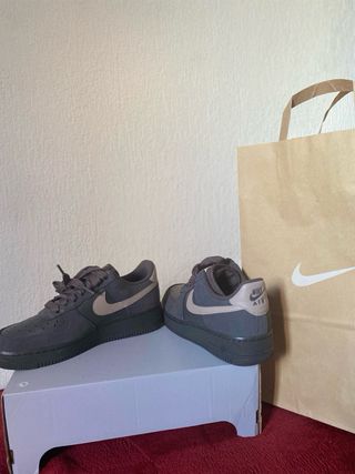 Nike Air Force 1 Sneakers