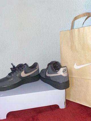 Nike Air Force 1 Sneakers