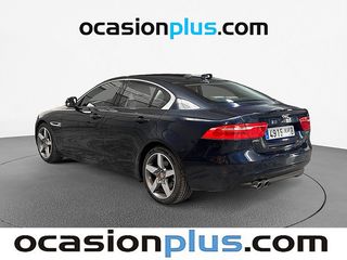 Jaguar XE 2.0 Diesel Pure RWD Auto 132 kW (180 CV)
