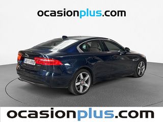 Jaguar XE 2.0 Diesel Pure RWD Auto 132 kW (180 CV)