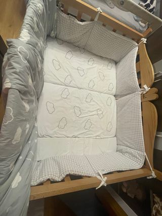 Cuna gemelar de madera